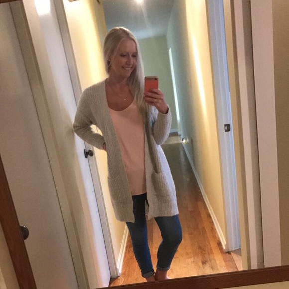 Meet your Posher, Sarah - Picture 2 of 3